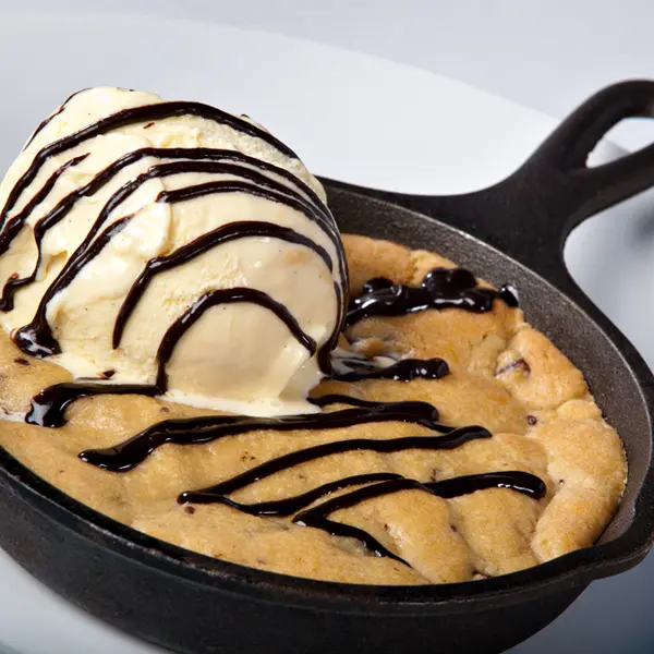 Mini Skillet Chocolate Chip Cookies