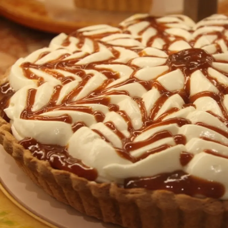 Caramel Tart With Whipped Cream Topping