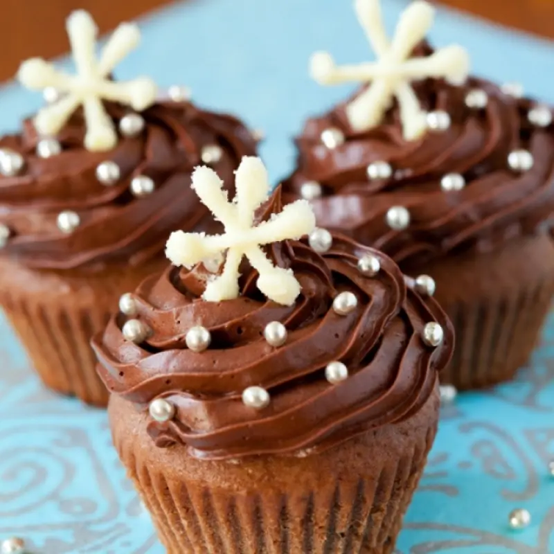 Festive Snowflake Topped Cupcakes