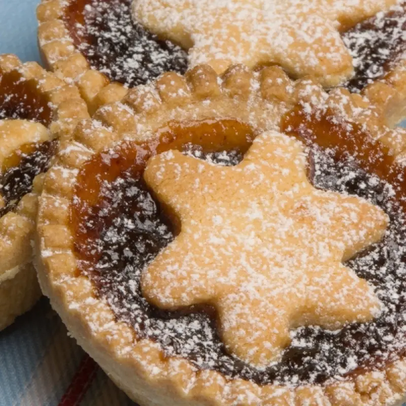 Mincemeat Tarts With Pastry Stars