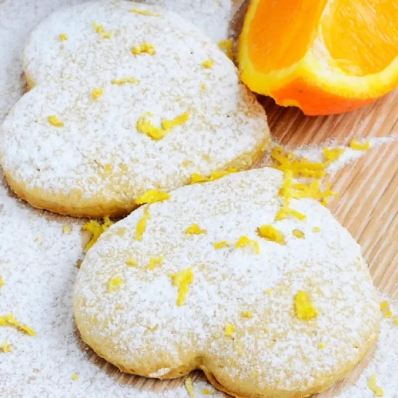 Zesty Orange Powdered Cookies