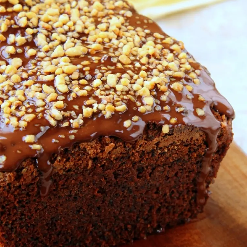 Chocolate Loaf Cake With Chocolate Glaze