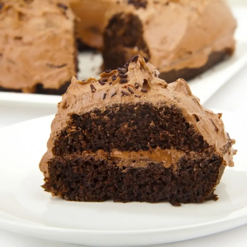 Caramel Filled Bundt Cake