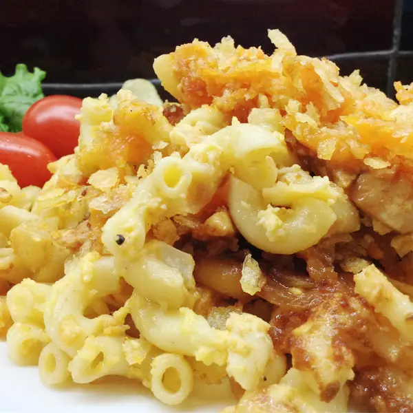 Potato Chip Mac n Cheese Chicken Casserole