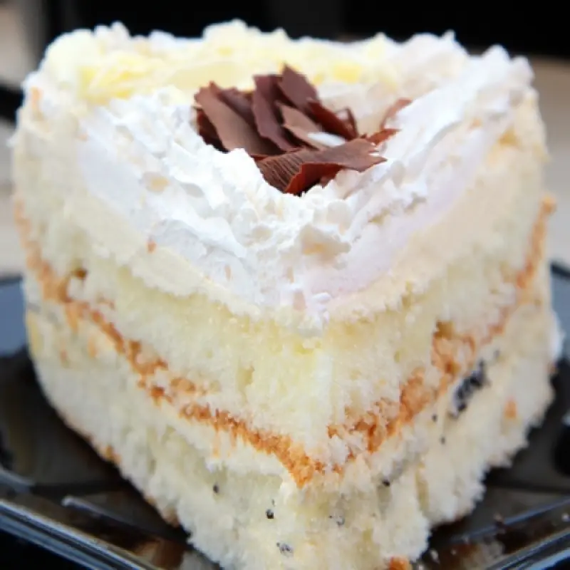 Fluffy White Layered Cakes
