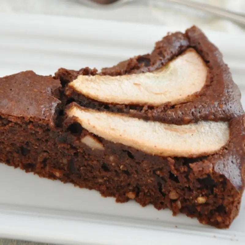 Chocolate Pear Brownie Cake