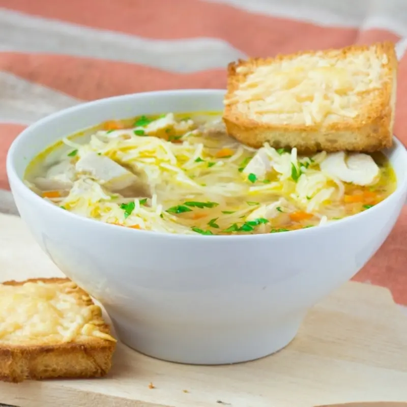 Chicken Noodle Soup With Cheese Crusties
