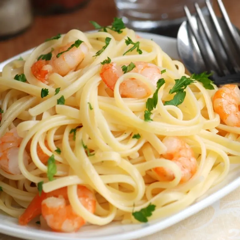 Garlic Prawn Pasta Dish