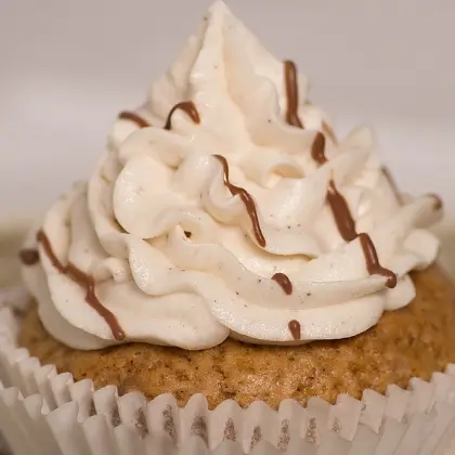 Banana Vanilla Cupcake