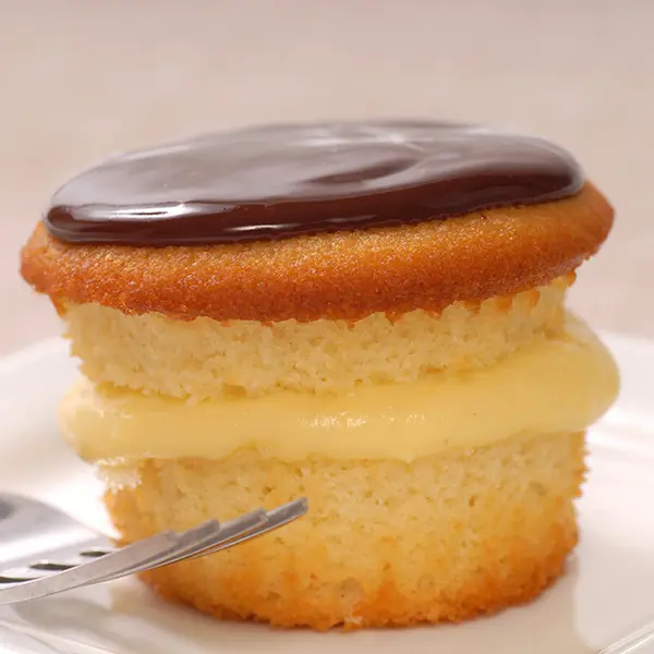 Boston Cream Pie Cupcakes