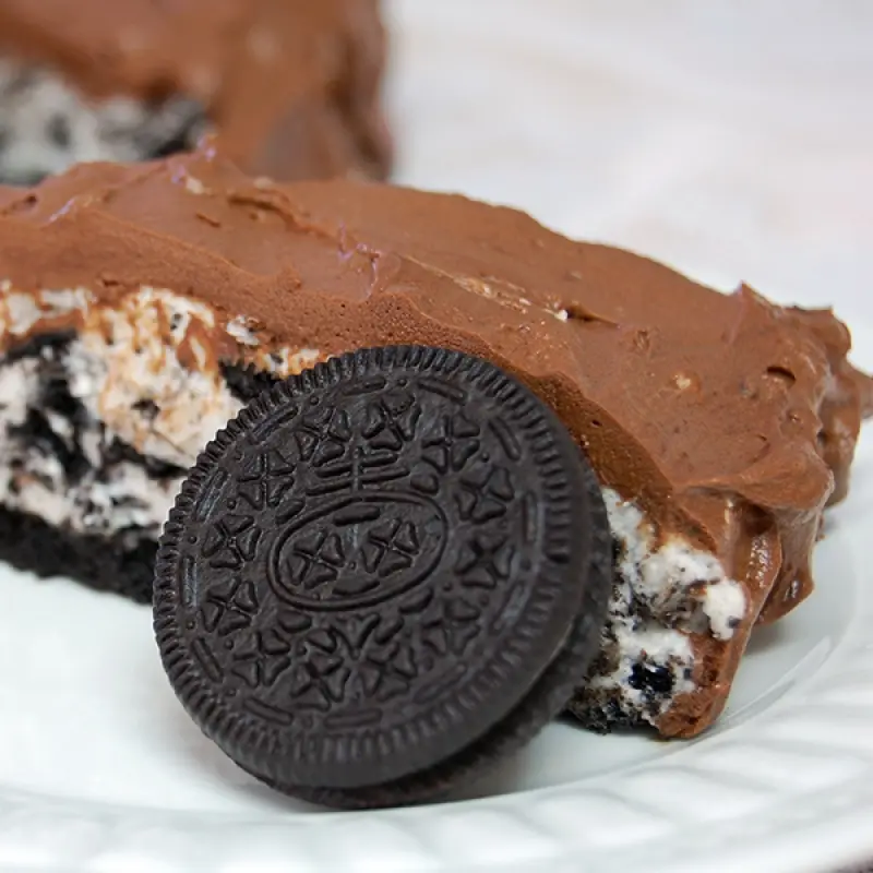 Chocolate Cookie Cheesecake