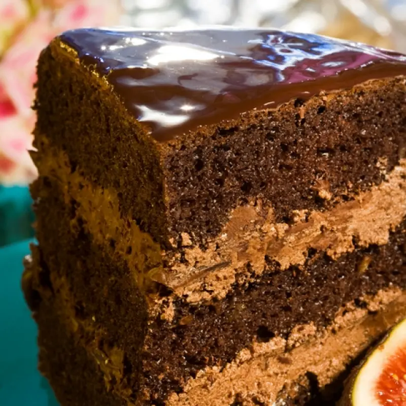 Easy Chocolate Mousse Cake