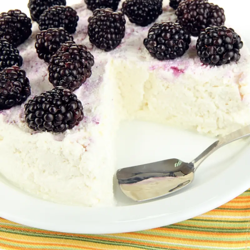 Cheesecake With Fresh Berries