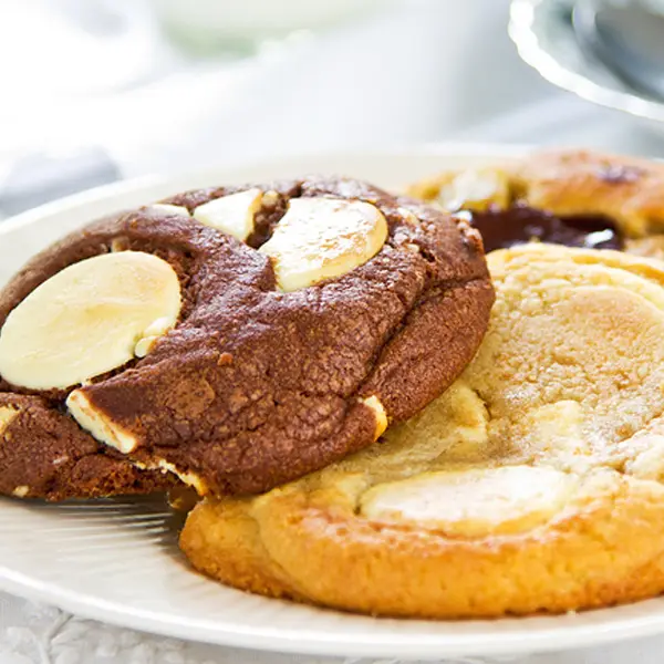 White Chocolate Cookie
