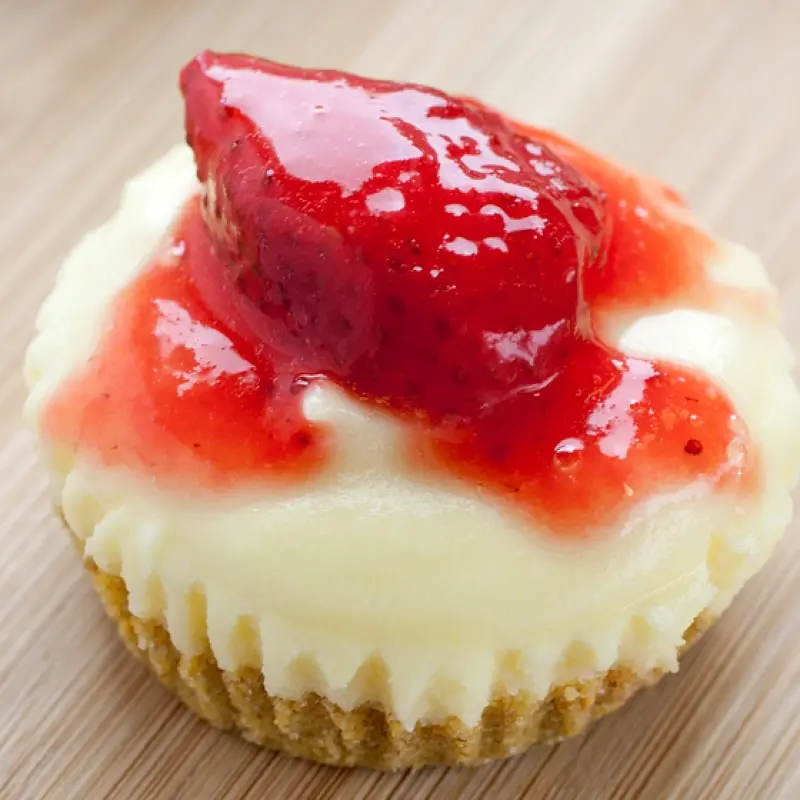 Mini Strawberry Cheesecakes