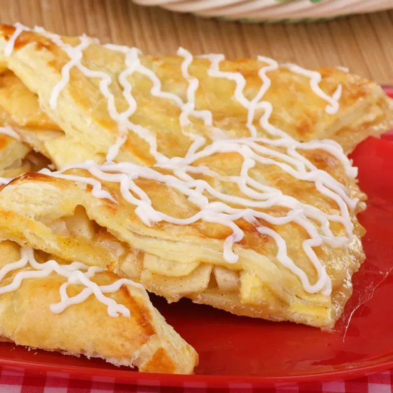 Apple Pastries