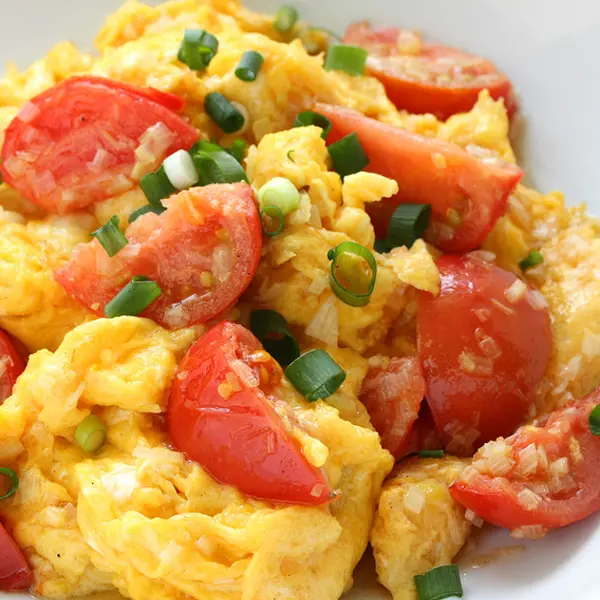 Scrumptious Scrambled Eggs and Tomatoes