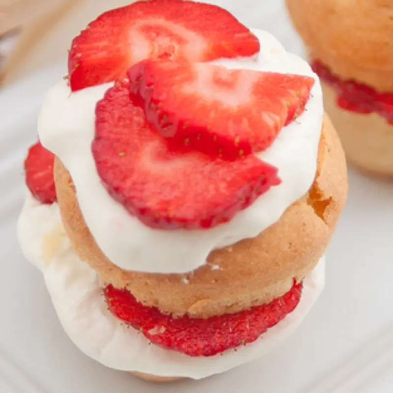 Strawberry Cream Puff