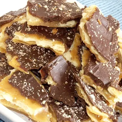 Easy Homemade Almond Roca