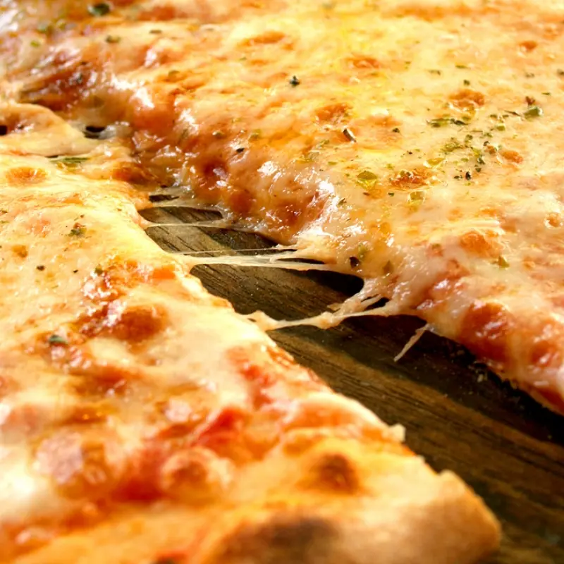 Easy Cheesy Pizza