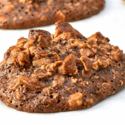 Almond Chocolate Cookie