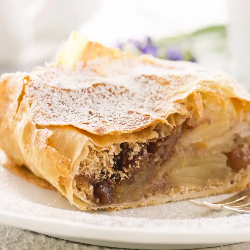 Fresh Apple Streudel