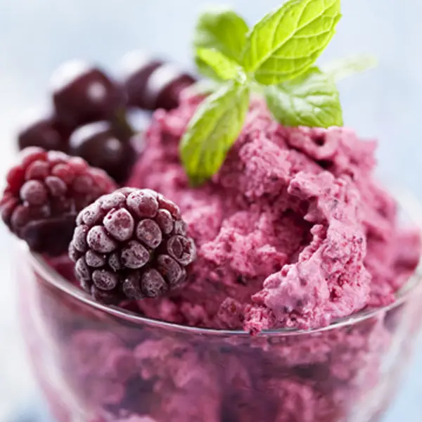 Fresh Blackberry Ice Cream