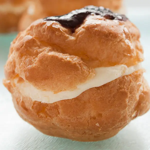 Vanilla Cream Puffs
